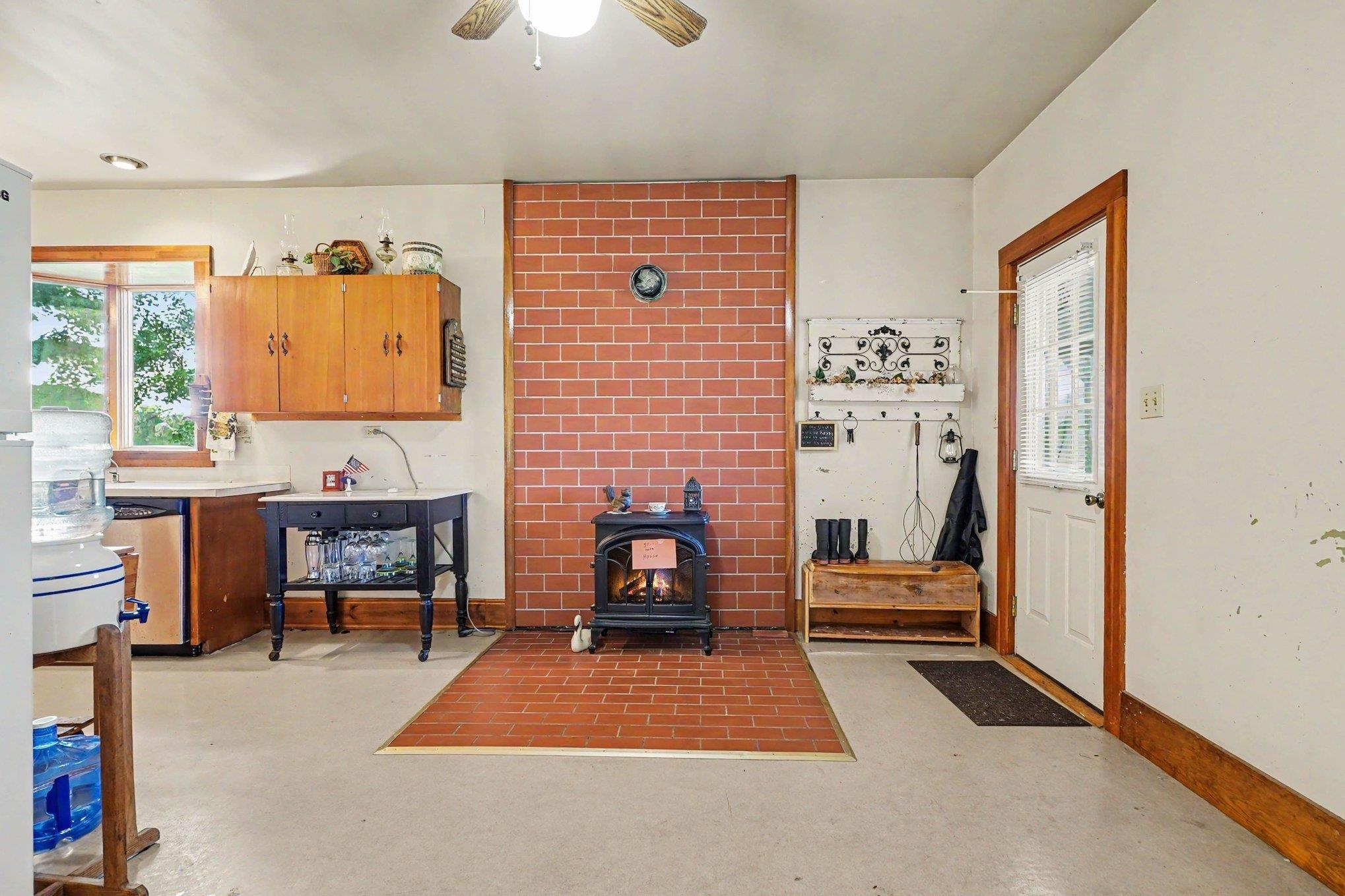 3780 East Coe Road Shepherd, MI 48883 - Photo 11 of 30 1947697-da98b42e-fb7f-48d7-b58e-2081dcac8dbc.JPG