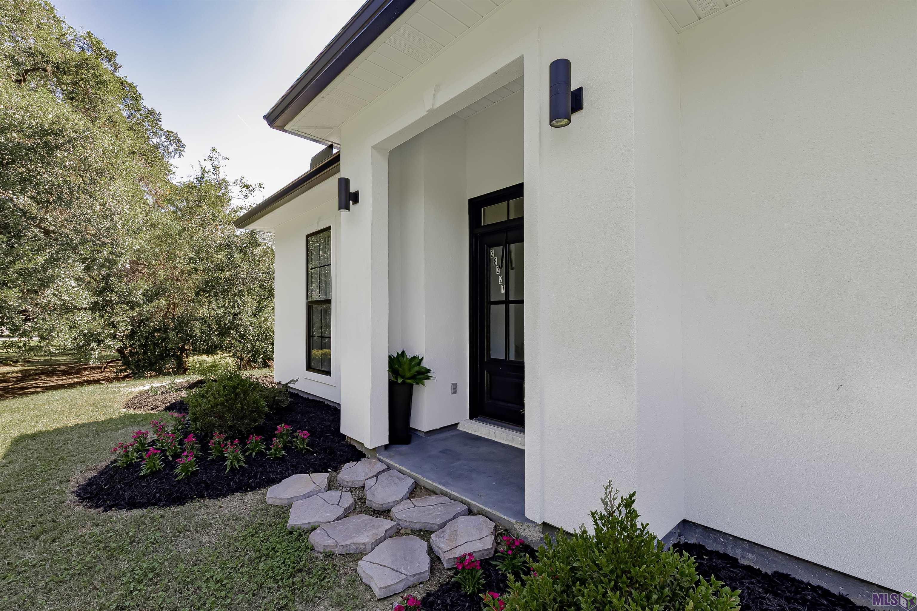 38327 Cornerview Road Gonzales, LA 70737 - Photo 3 of 43 Fresh Landscape
