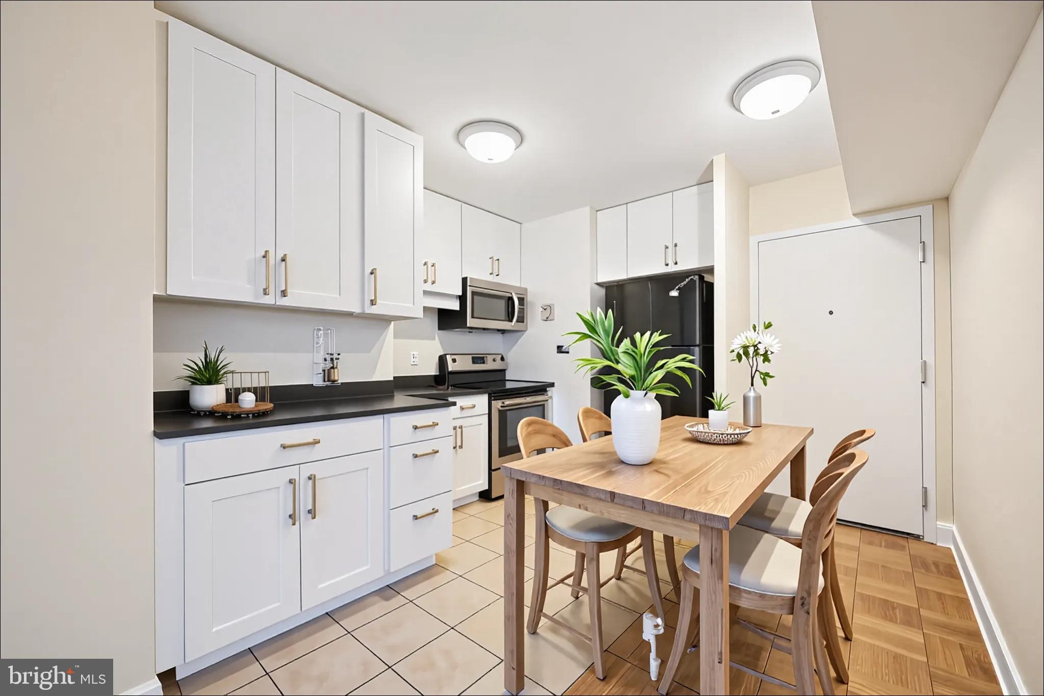 922 24th Street Northwest, Unit 809 Washington, DC 20037 - Photo 5 of 17