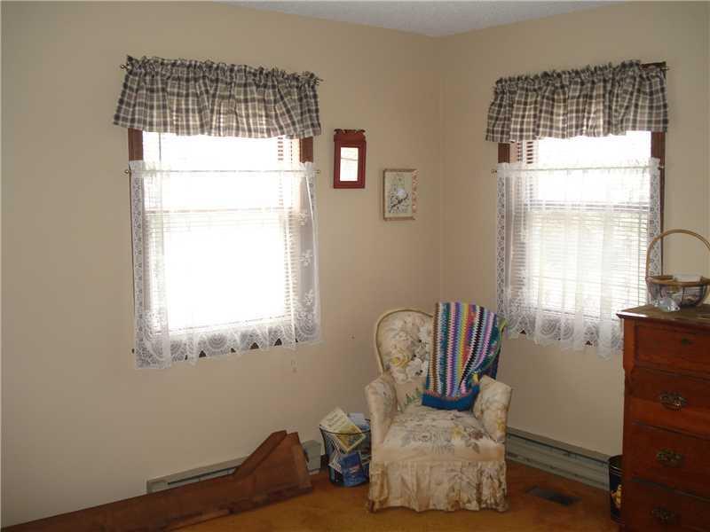 60 Nahanada Road New Harbor, ME 04554 - Photo 5 of 14 Bedroom.