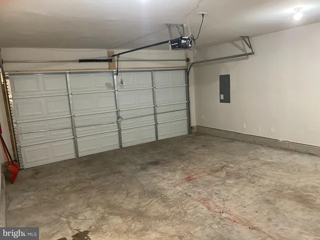 a view of a garage