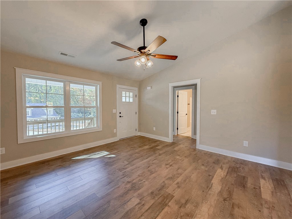 345 Code Circle Seneca, SC 29678 - Photo 11 of 50