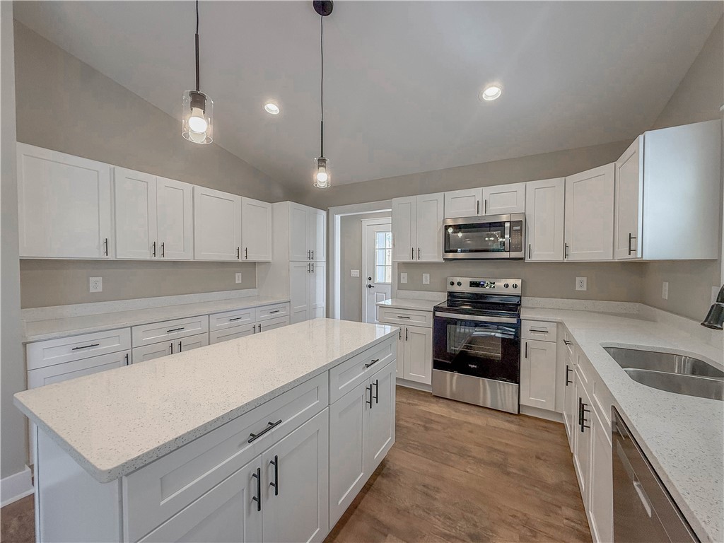 345 Code Circle Seneca, SC 29678 - Photo 15 of 50