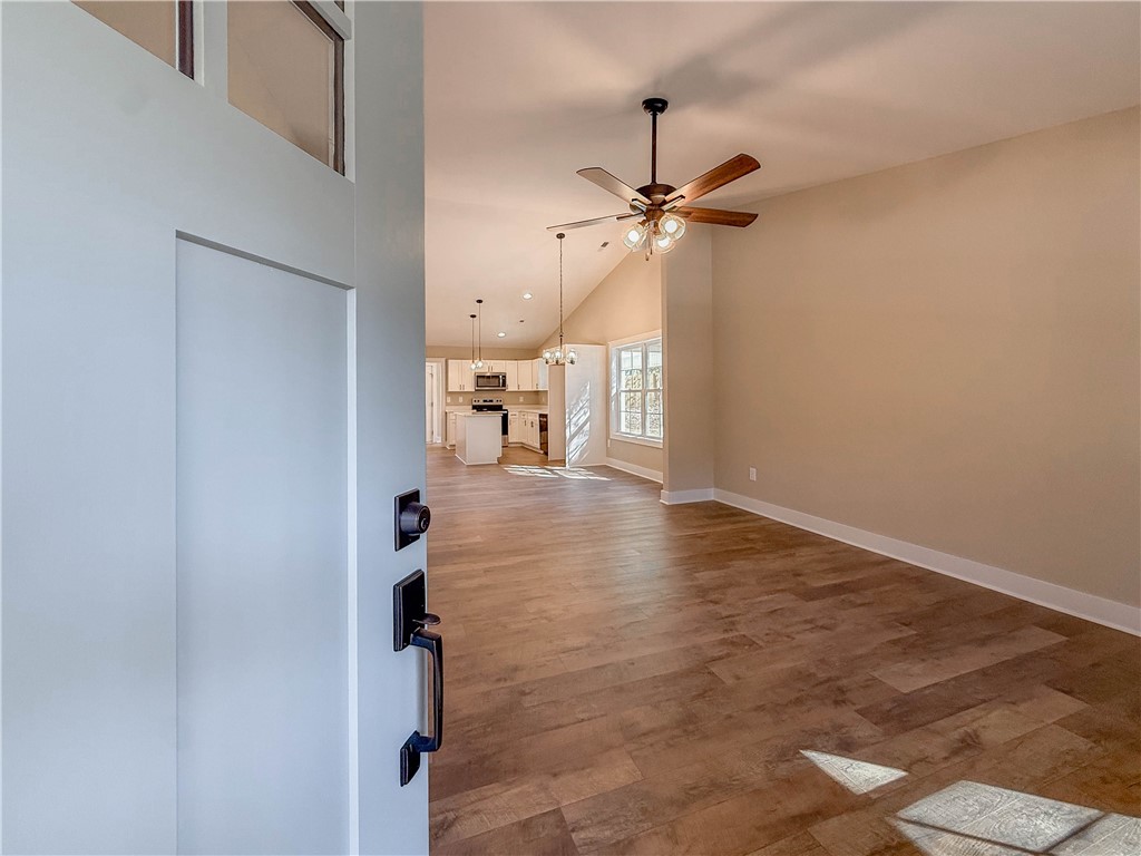 345 Code Circle Seneca, SC 29678 - Photo 7 of 50 Gallery Image 7