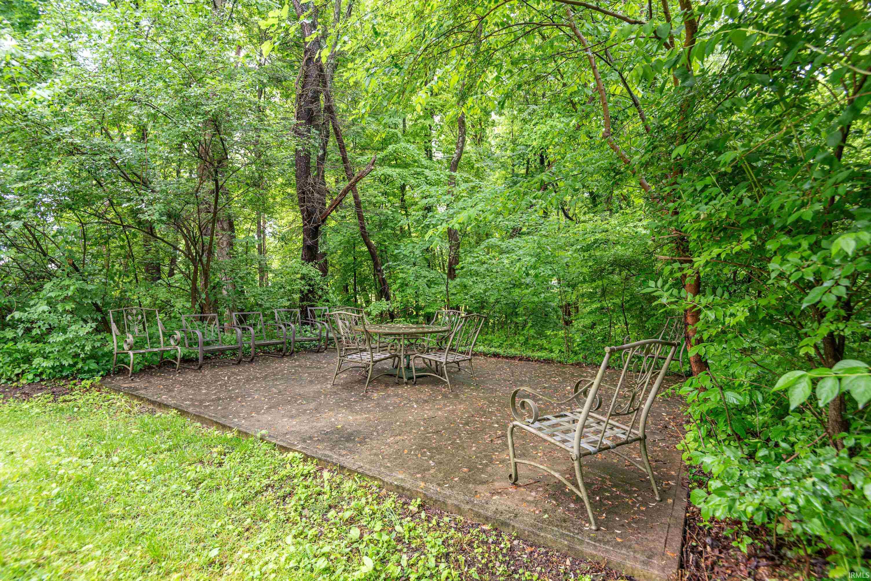 2799 West Shaw Road Bloomington, IN 47403 - Photo 24 of 35
