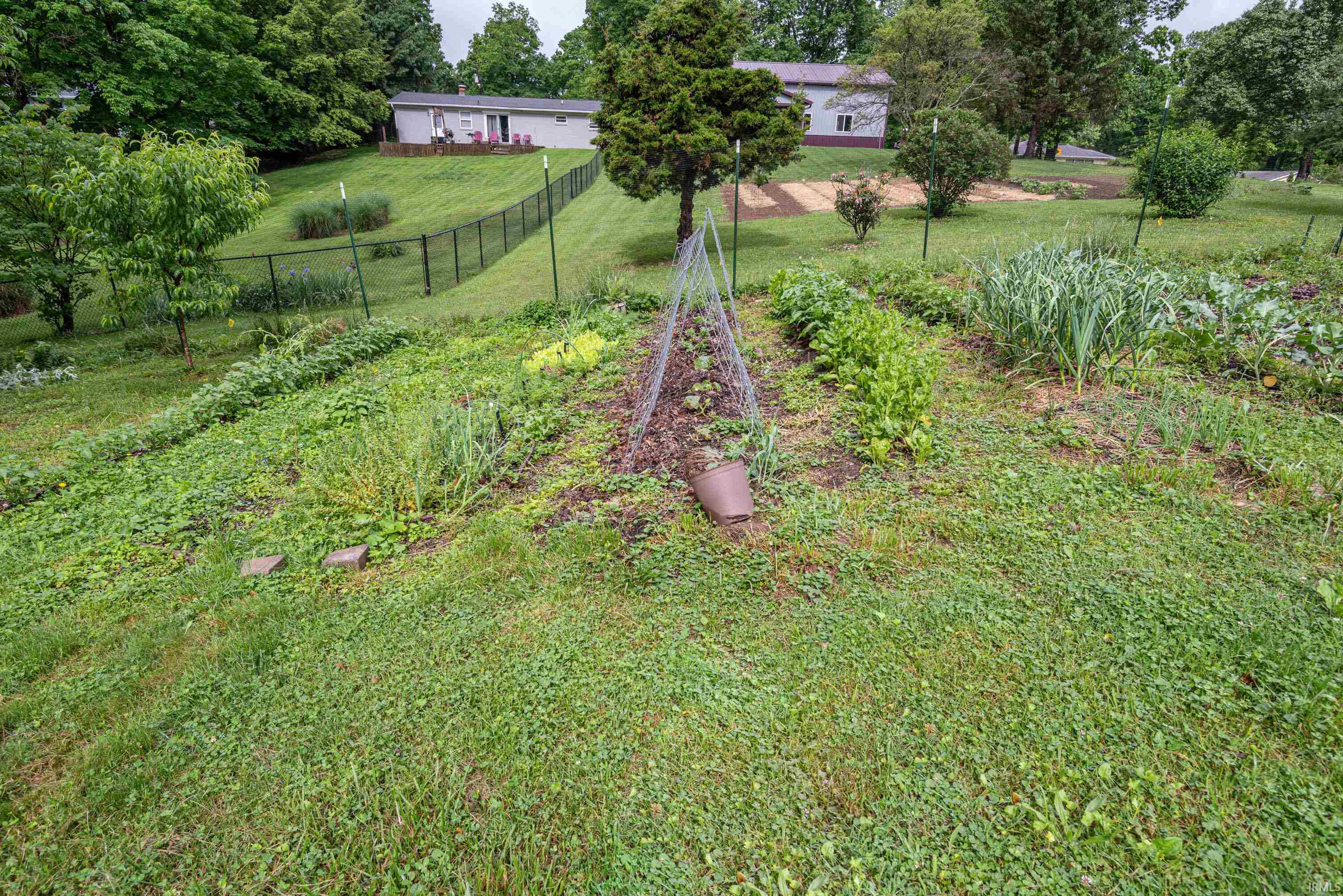 2799 West Shaw Road Bloomington, IN 47403 - Photo 30 of 35