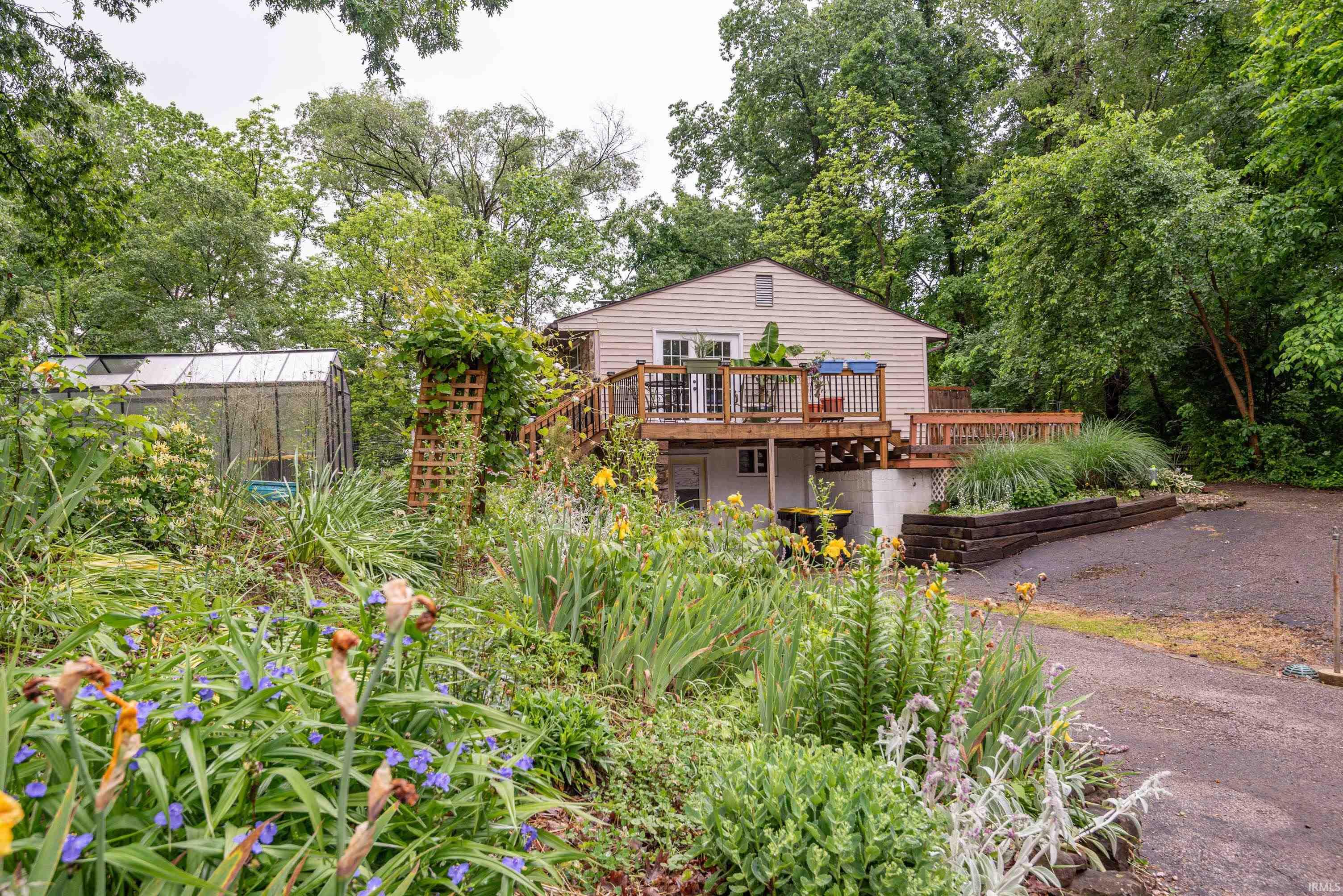 2799 West Shaw Road Bloomington, IN 47403 - Photo 33 of 35