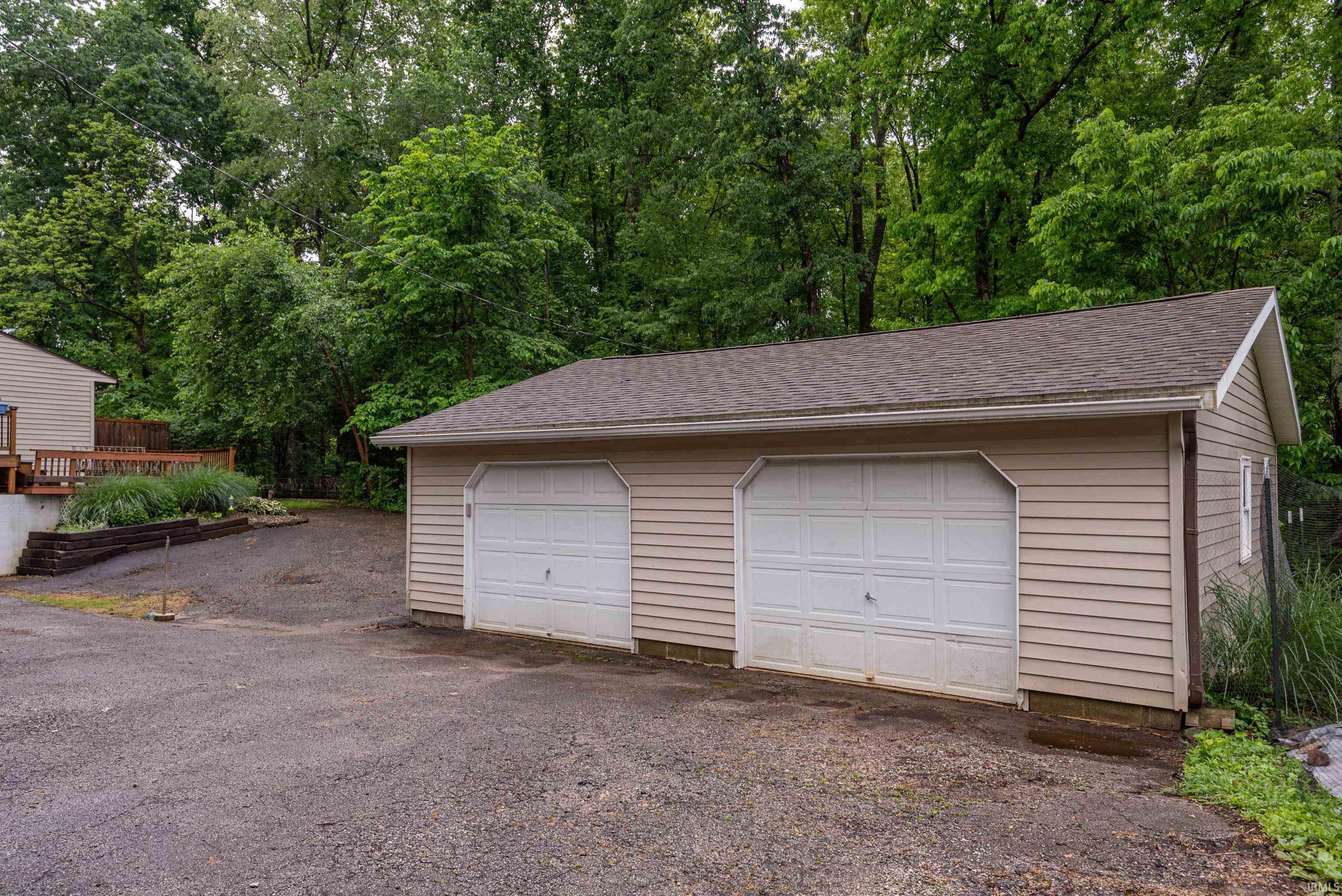 2799 West Shaw Road Bloomington, IN 47403 - Photo 34 of 35