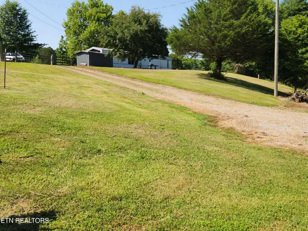 $450,000 | 2734 Highway 39, Athens, TN 37303
