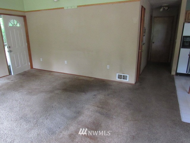 161 Southeast Hudson Road Shelton, WA 98584 - Photo 5 of 10 Gallery Image 5