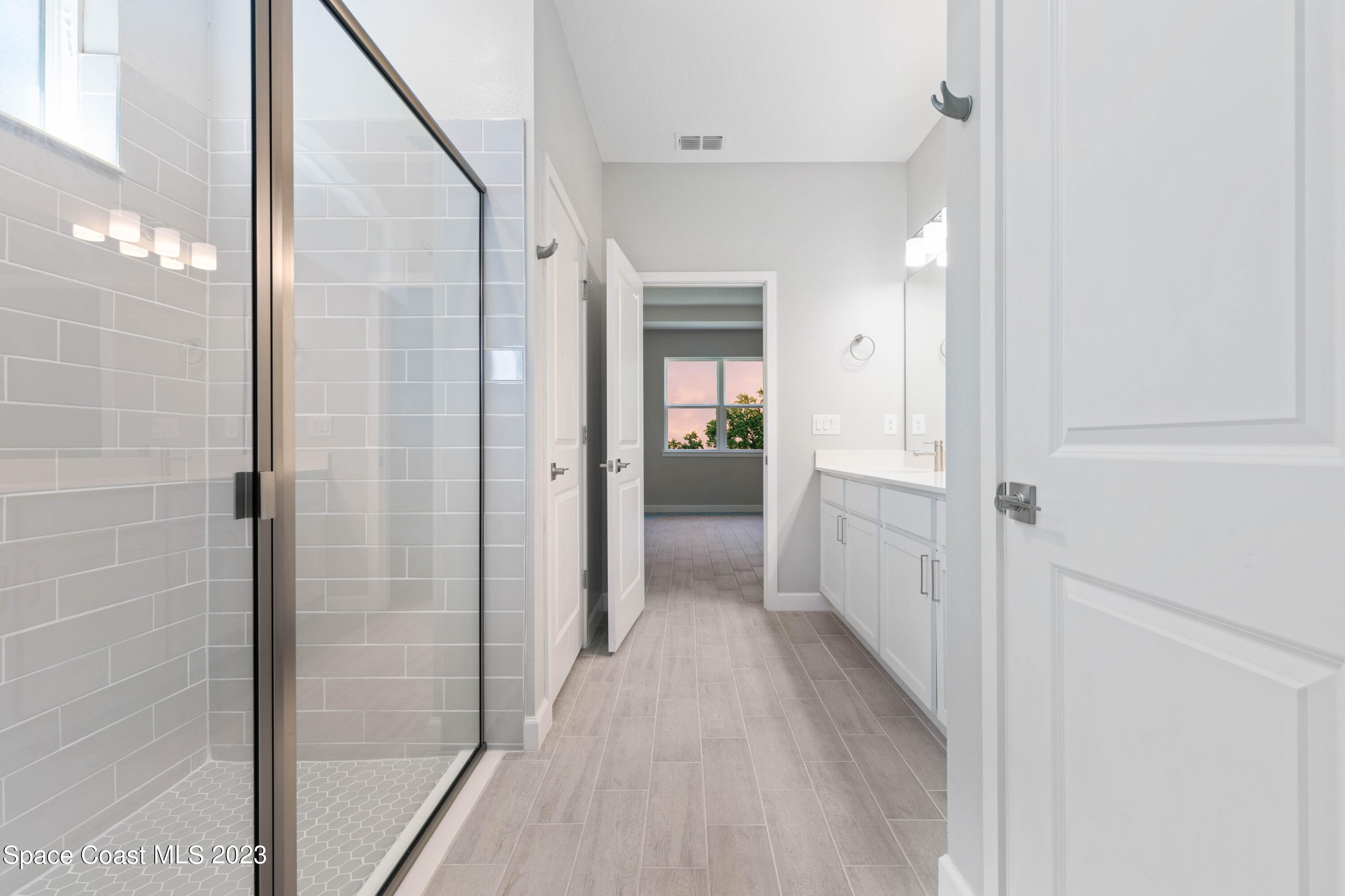 893 Titan Road Southeast Palm Bay, FL 32909 - Photo 13 of 20 Master Bathroom