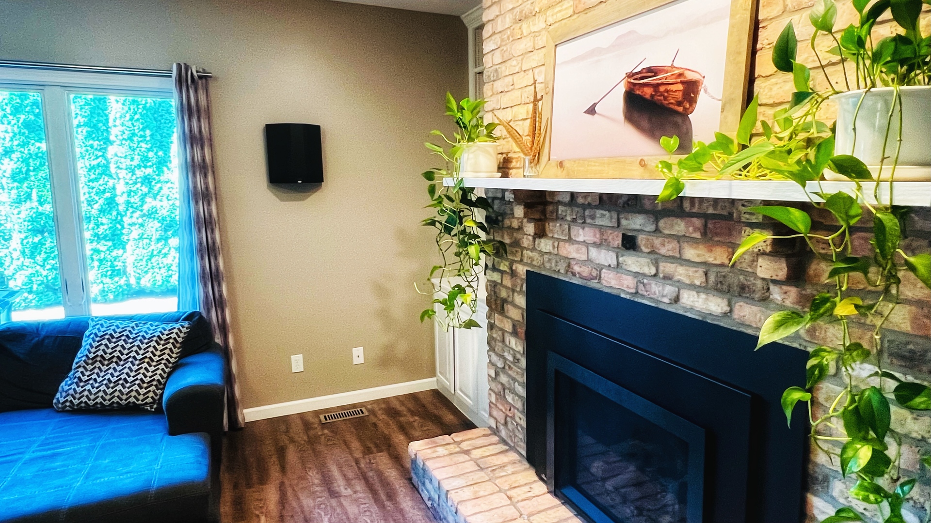 4 Downing Circle Bloomington, IL 61704 - Photo 22 of 69 a kitchen with a sink and a mirror
