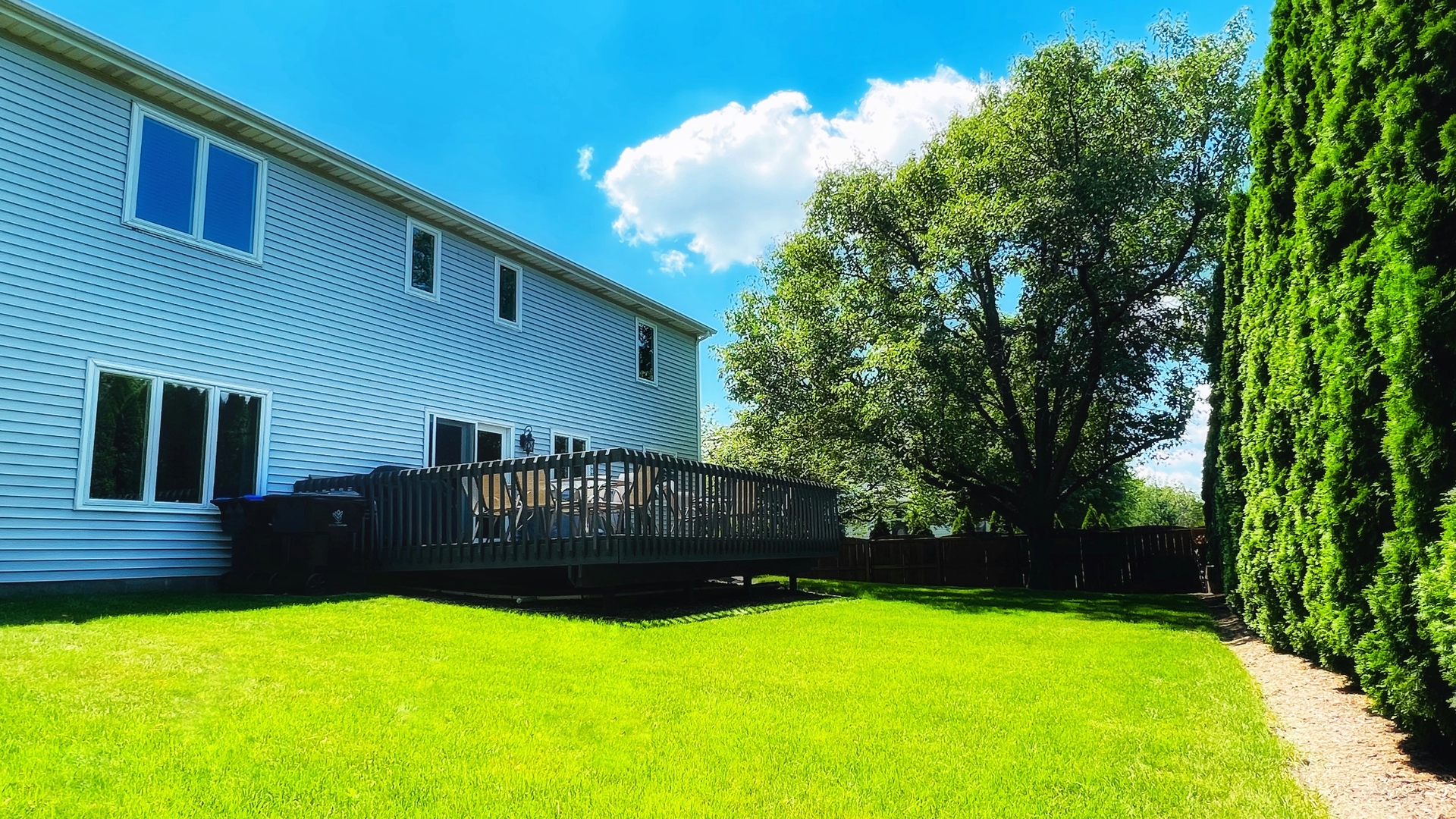 4 Downing Circle Bloomington, IL 61704 - Photo 65 of 69 a front view of a house with yard