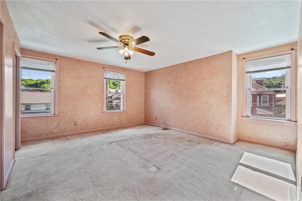 3941 Brandon Road Pittsburgh, PA 15212 - Photo 13 of 32 Gallery Image 13