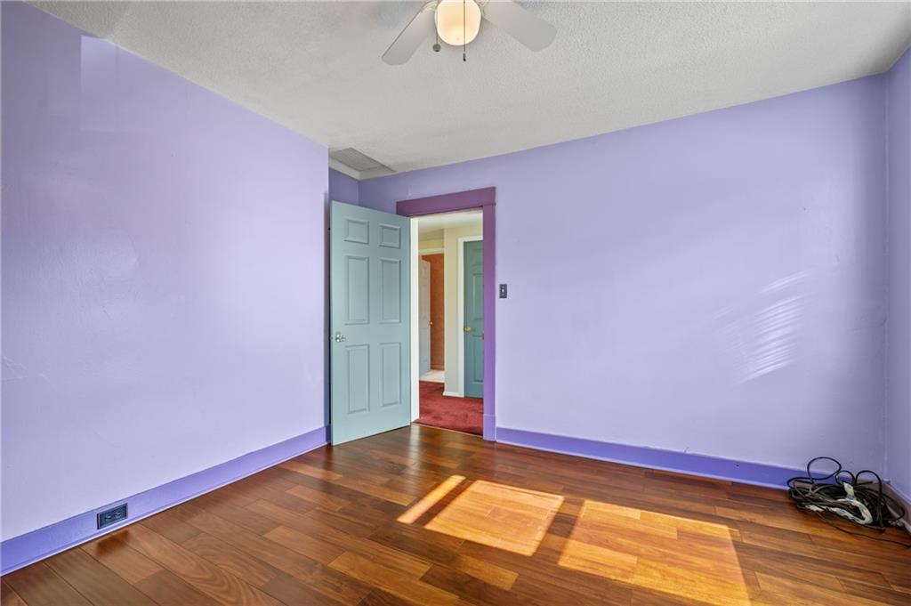 3941 Brandon Road Pittsburgh, PA 15212 - Photo 17 of 32 Gallery Image 17