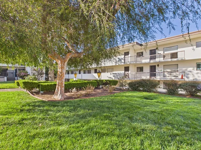 $479,000 | 500 Glenwood Circle, Unit 113, Monterey, CA 93940