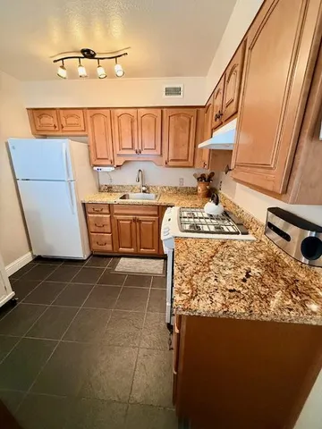 $479,000 | 500 Glenwood Circle, Unit 113, Monterey, CA 93940