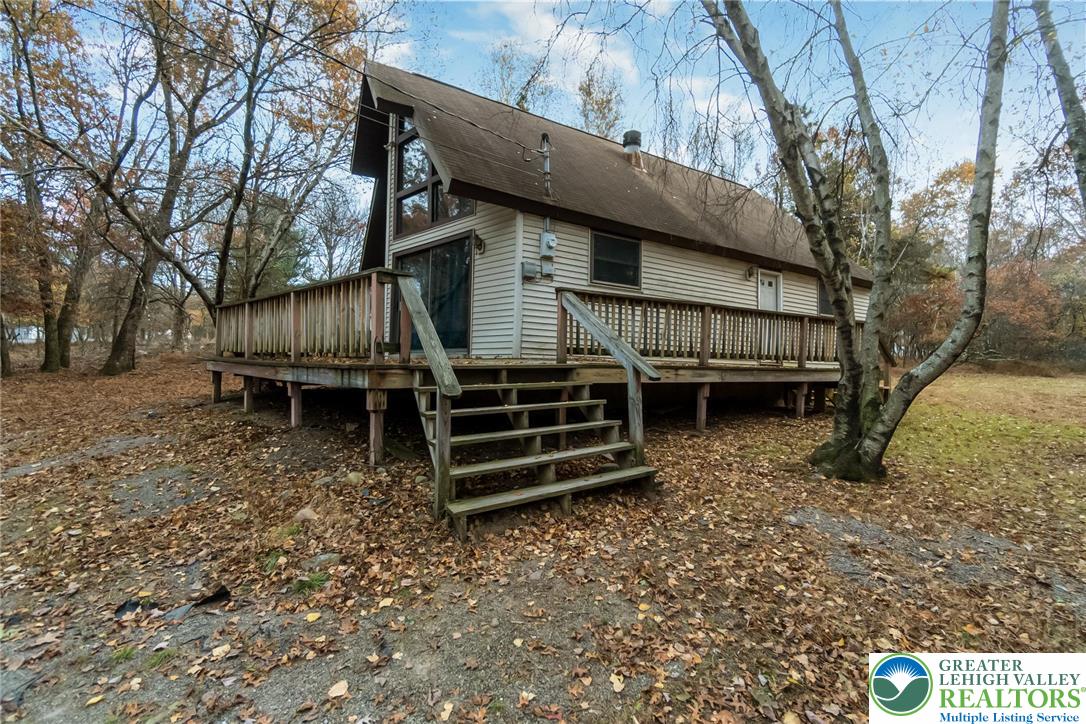 159 Penn Forest Trail Albrightsville, PA 18210 - Photo 4 of 32 Gallery Image 4