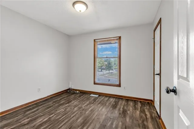 $315,000 | 4235 Northwest 78th Street, Kansas City, MO 64151