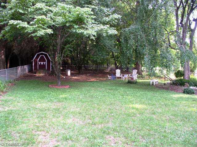 3817 Clemmons Road Clemmons, NC 27012 - Photo 11 of 12 Yard/Garden.