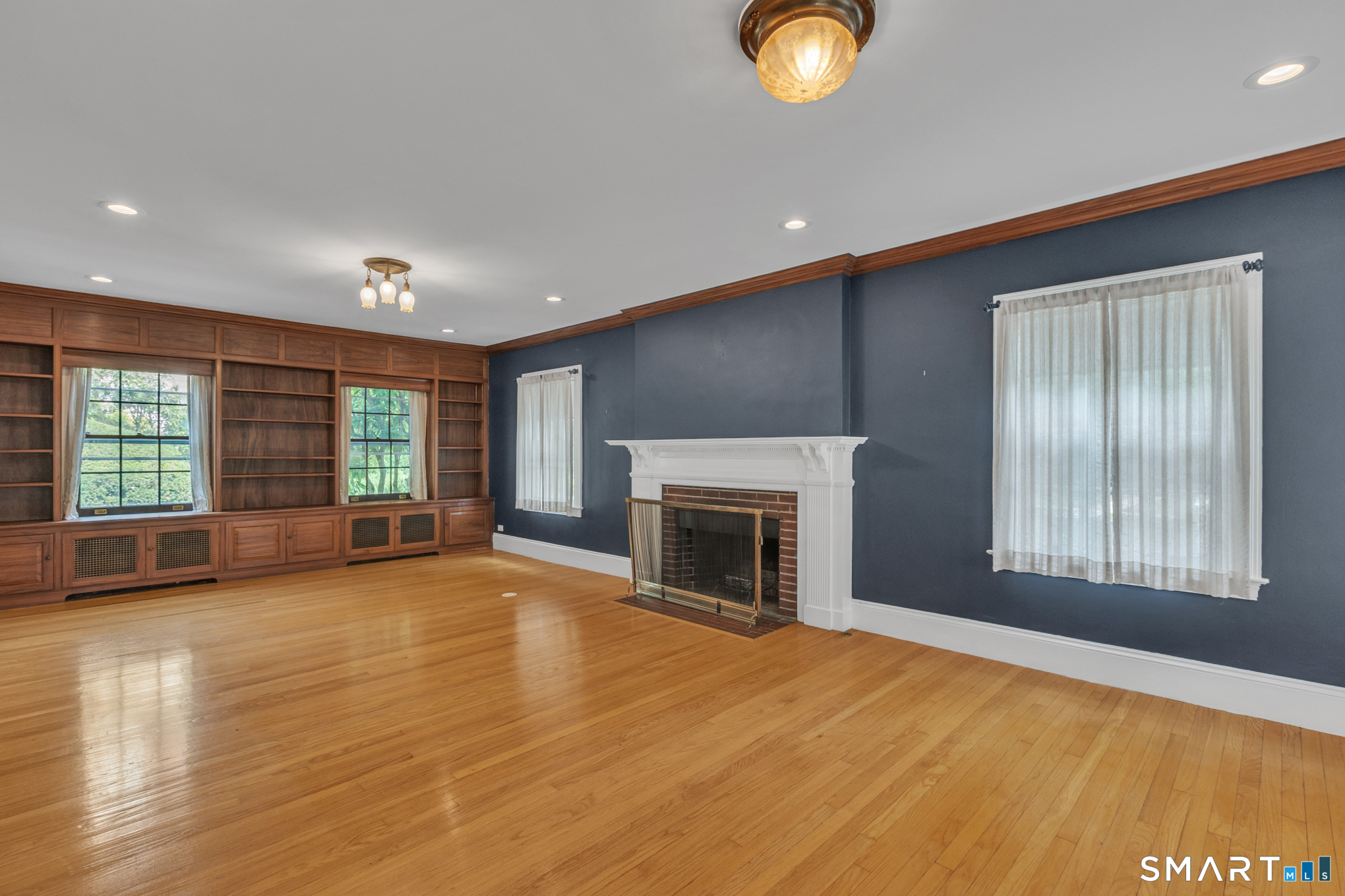 25 Walbridge Road West Hartford, CT 06119 - Photo 7 of 40 Gallery Image 7