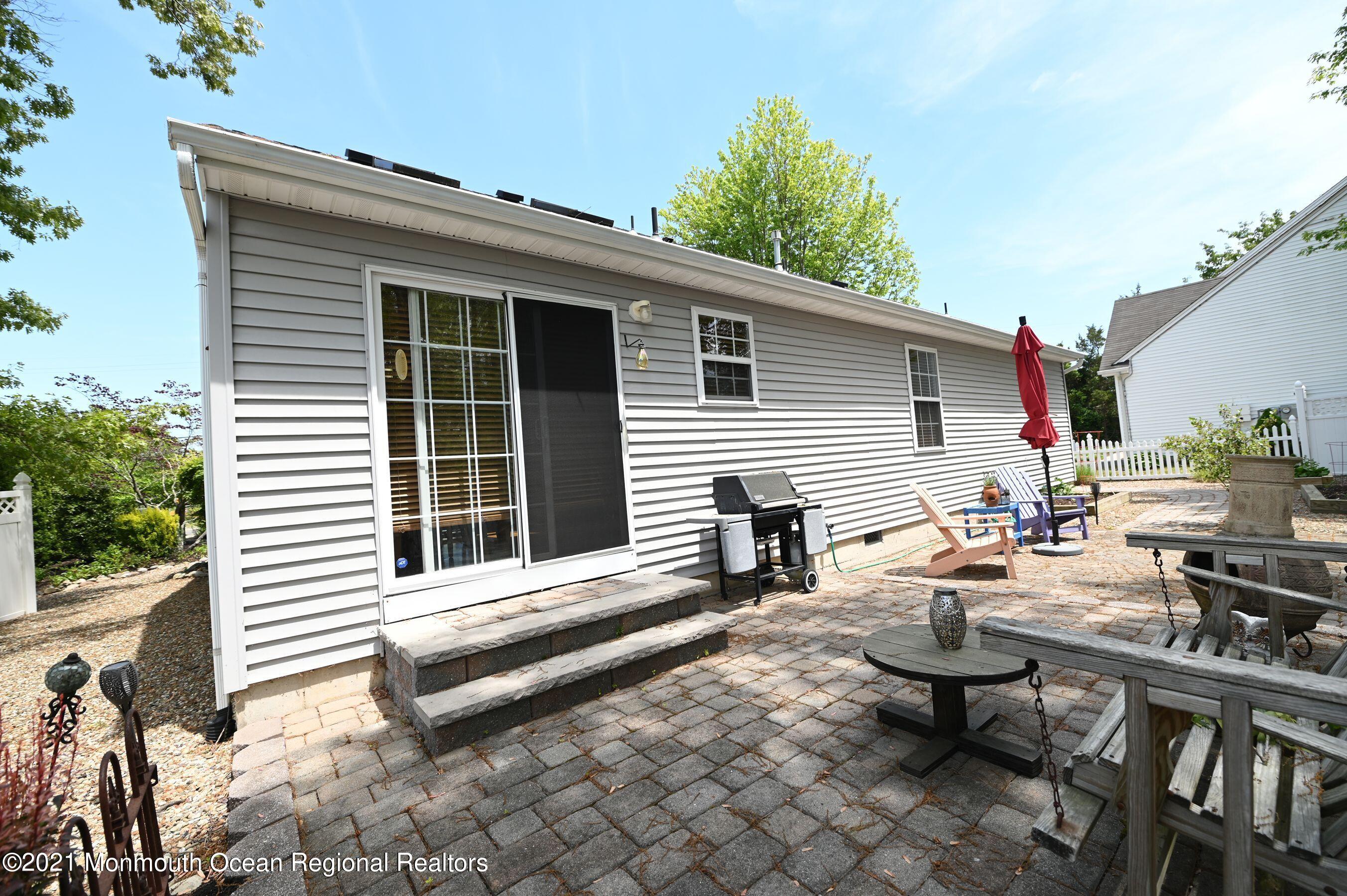 31 Oxycocus Road Manahawkin, NJ 08050 - Photo 15 of 17 31 Oxy back yard