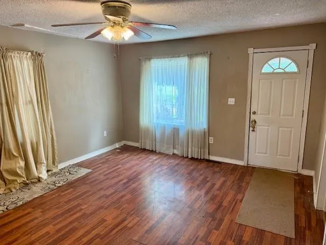 $105,000 | 205 West Gala Street, Waverly, MO 64096