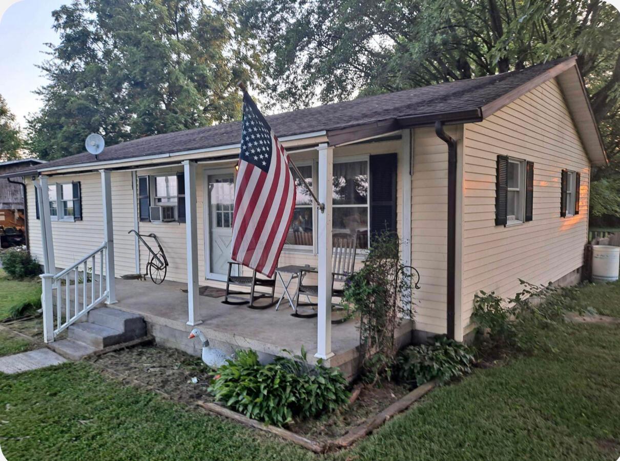 3402 York Road Greenfield, OH 45123 - Photo 3 of 39 8F6BC820-CB7D-4ACE-A23C-E5C8447E5E09