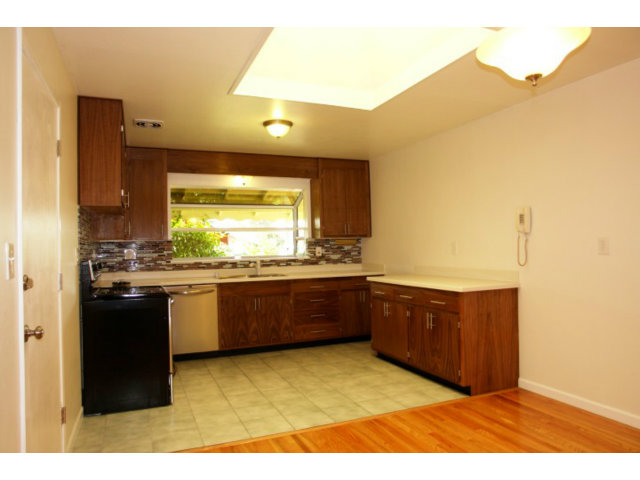 42236 Blacow Road Fremont, CA 94538 - Photo 9 of 16 Gallery Image 9