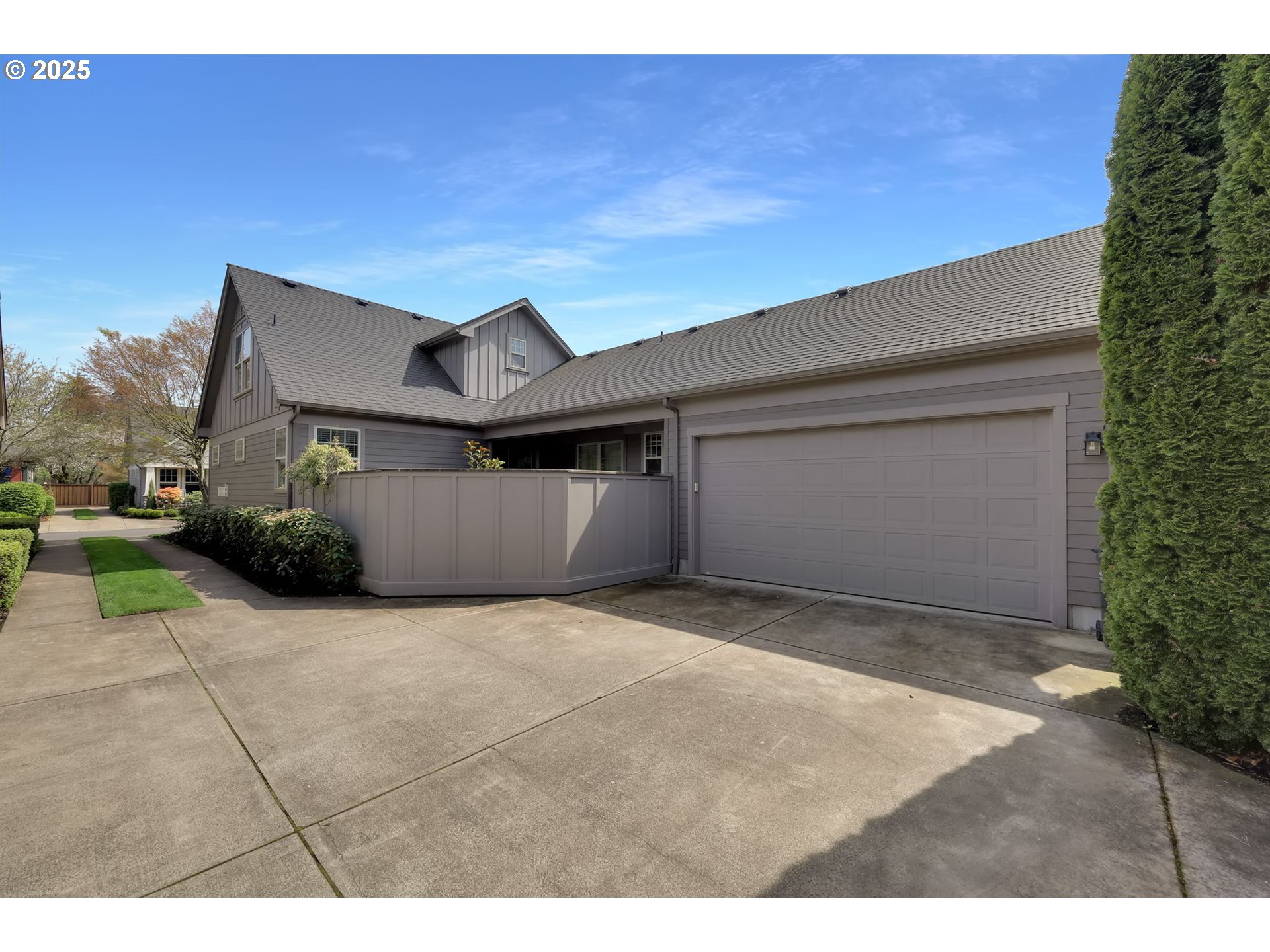 1260 Little John Lane Eugene, OR 97401 - Photo 40 of 44 a view of backyard and garage