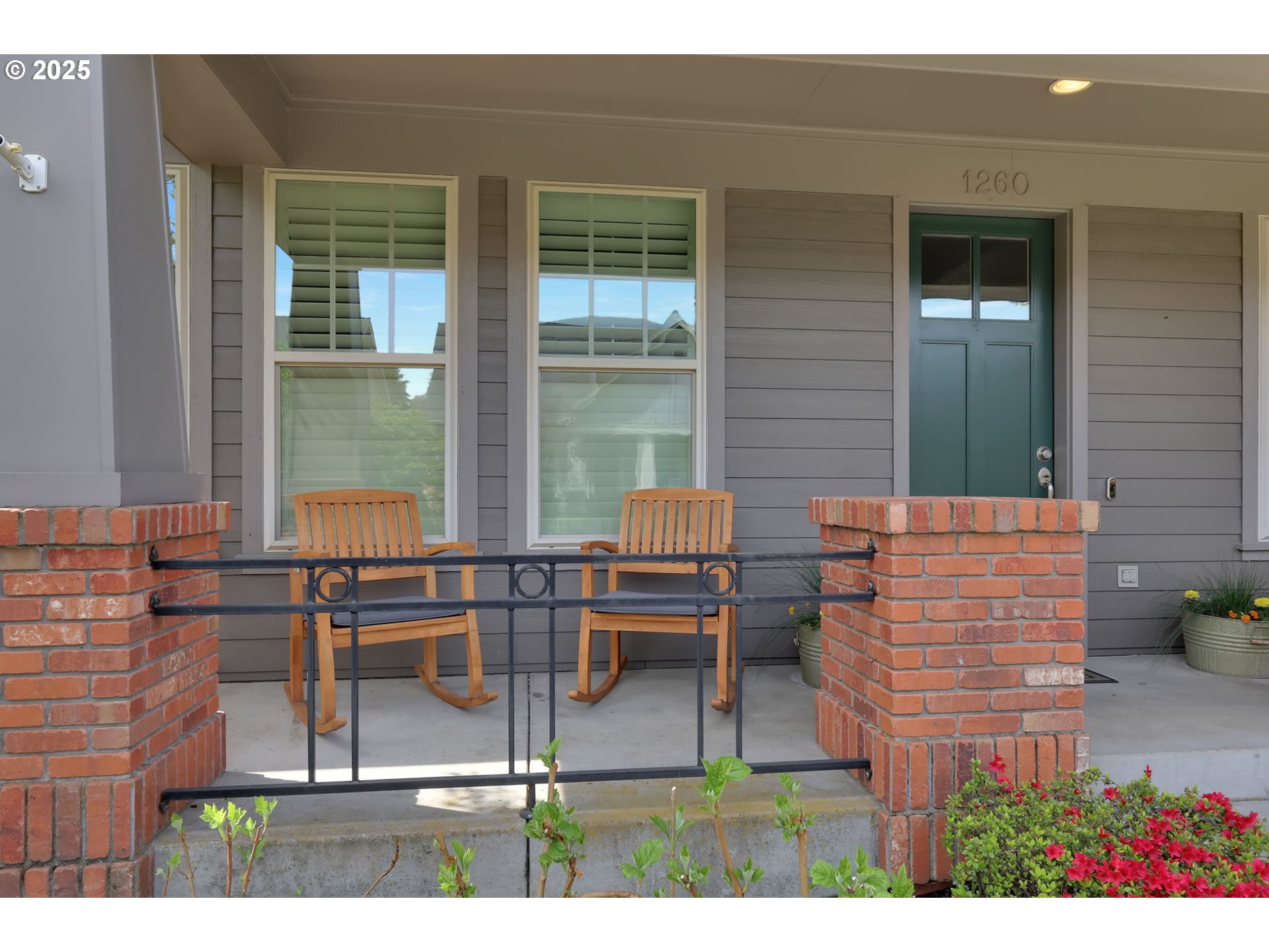 1260 Little John Lane Eugene, OR 97401 - Photo 4 of 44 a view of house with outdoor seating