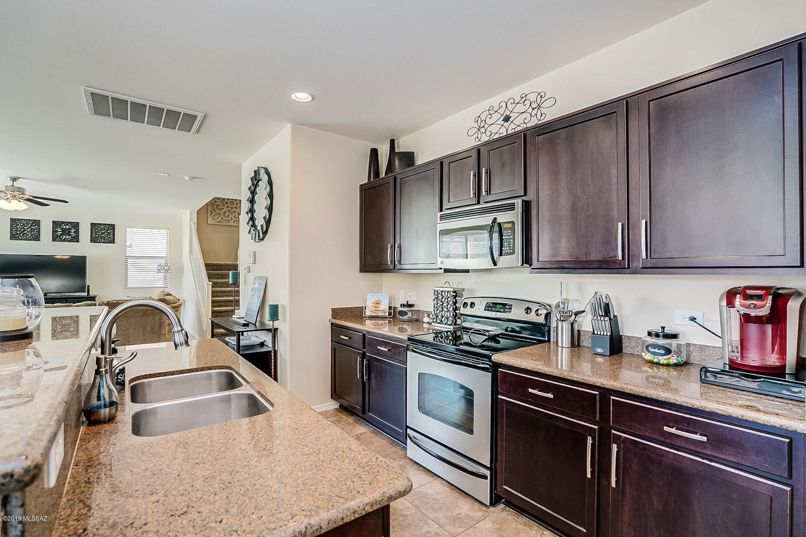 242 East Sycamore View Road Vail, AZ 85641 - Photo 15 of 40 Gallery Image 15