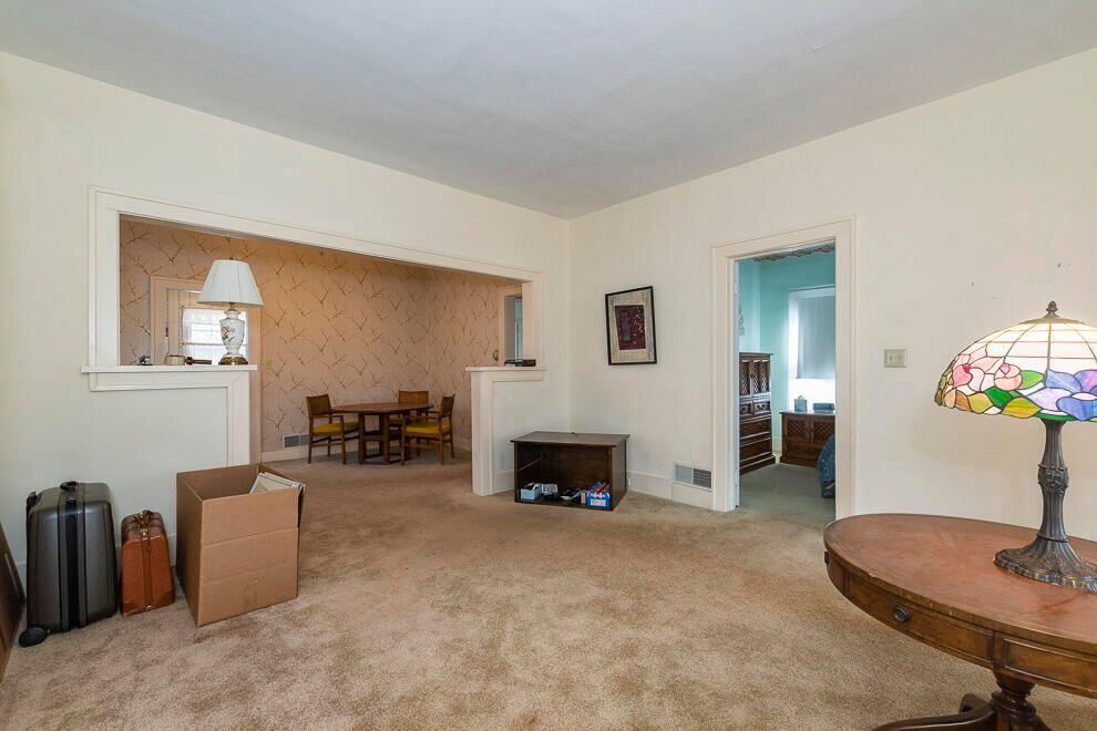 1232 Whites Road Kalamazoo, MI 49008 - Photo 9 of 27 20220317182345119528000000-o