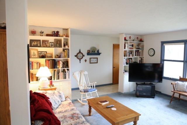7489 West Eller Road Bloomington, IN 47403 - Photo 5 of 35