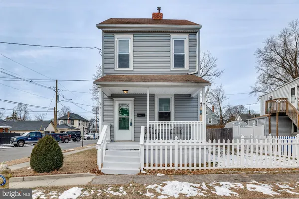 $323,500 | 400 Buttonwood Street, Delanco, NJ 08075