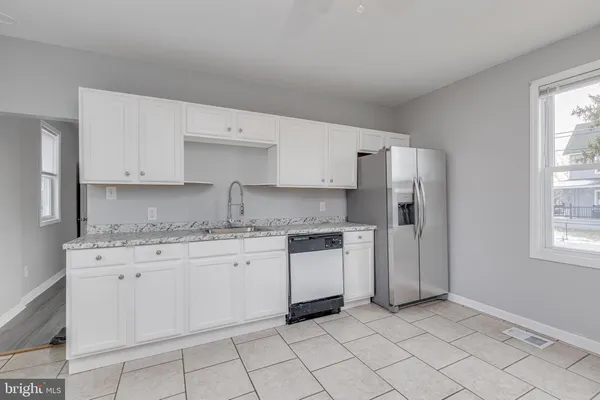 $319,900 | 400 Buttonwood Street, Delanco, NJ 08075