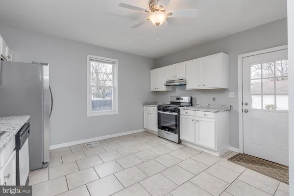 $319,900 | 400 Buttonwood Street, Delanco, NJ 08075