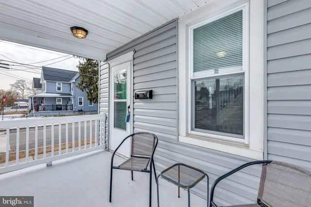 $325,000 | 400 Buttonwood Street, Delanco, NJ 08075