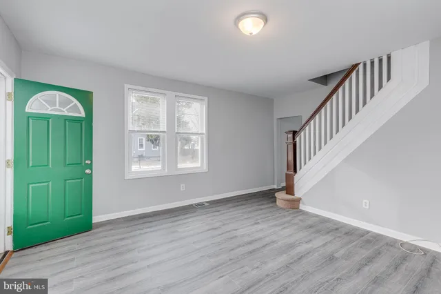 $325,000 | 400 Buttonwood Street, Delanco, NJ 08075