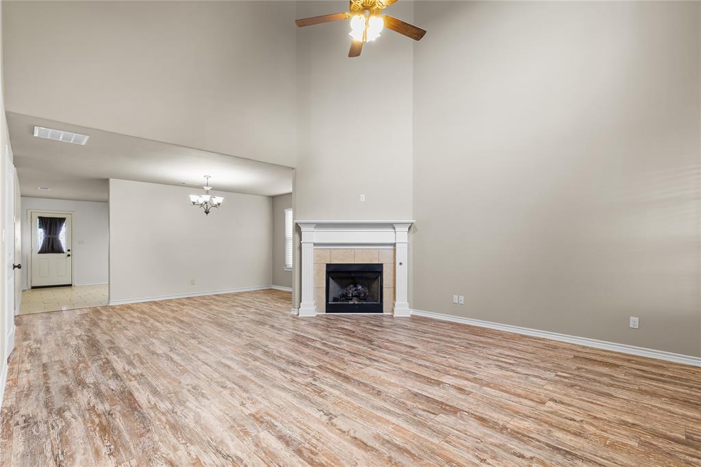 4204 Quail Run Road Sherman, TX 75092 - Photo 6 of 33