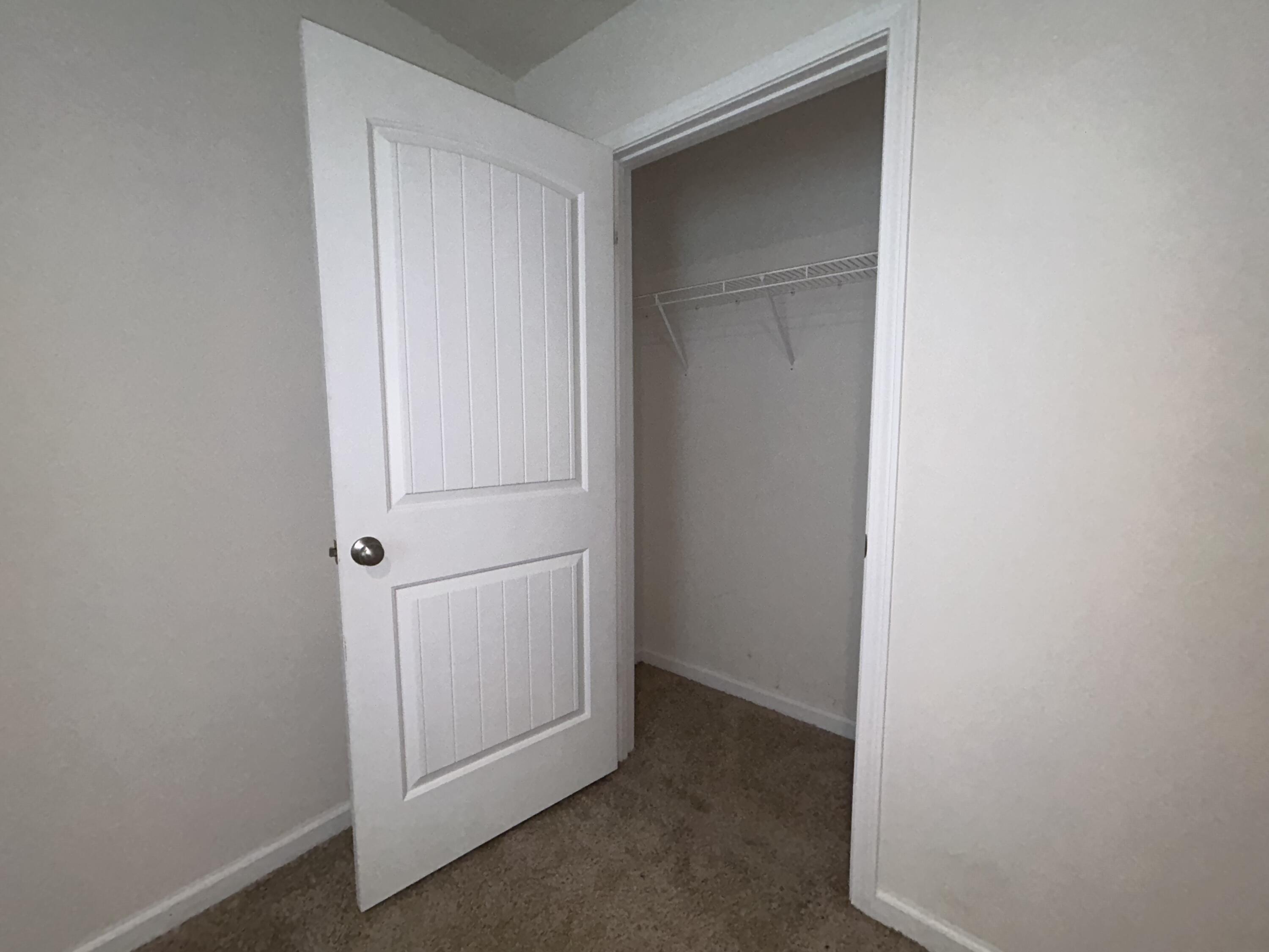 916 Merganser Way Crestview, FL 32539 - Photo 22 of 37 an empty room with closet