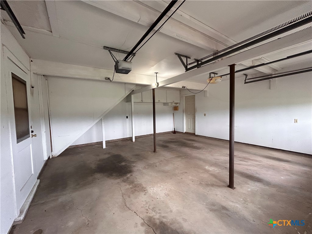 614 Apollo Drive Edna, TX 77957 - Photo 24 of 41 a view of an empty room