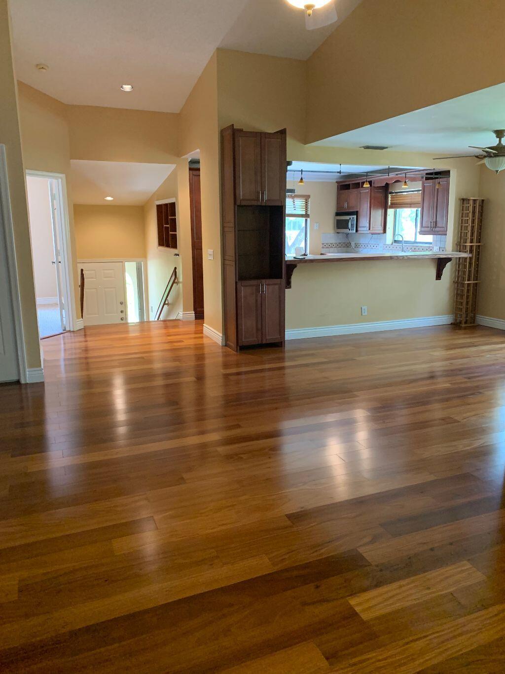 5740 Coach House Circle, Unit E Boca Raton, FL 33486 - Photo 22 of 26 Tammy living dining
