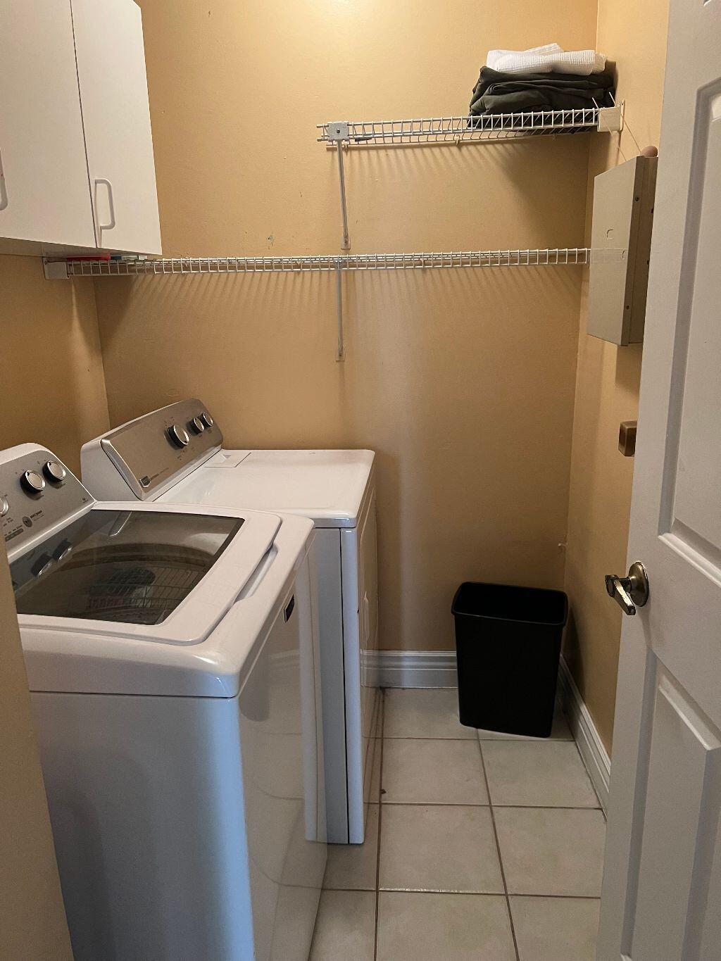 5740 Coach House Circle, Unit E Boca Raton, FL 33486 - Photo 24 of 26 Tammy laundry room
