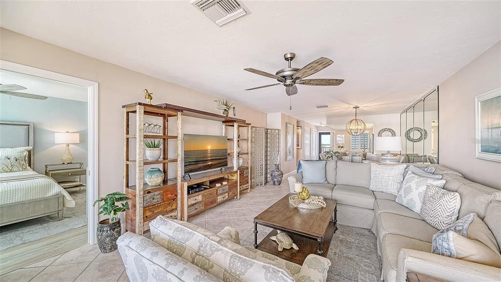 8911 Midnight Pass Road, Unit 514 Sarasota, FL 34242 - Photo 18 of 81