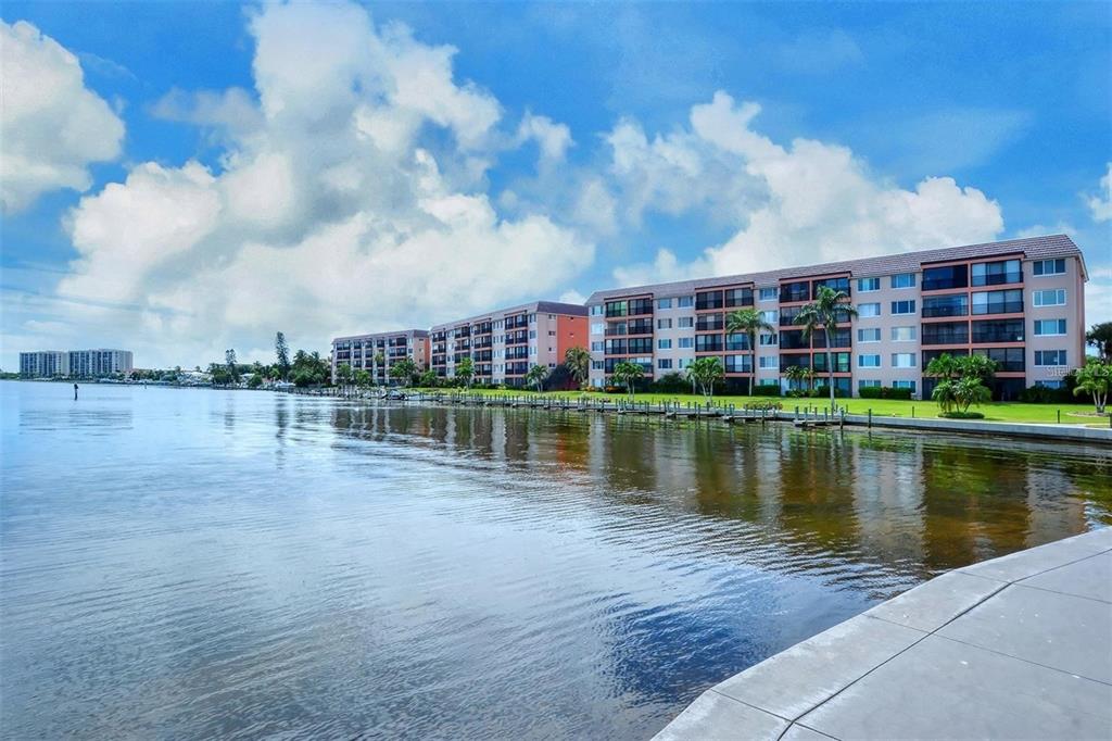 8911 Midnight Pass Road, Unit 514 Sarasota, FL 34242 - Photo 30 of 81