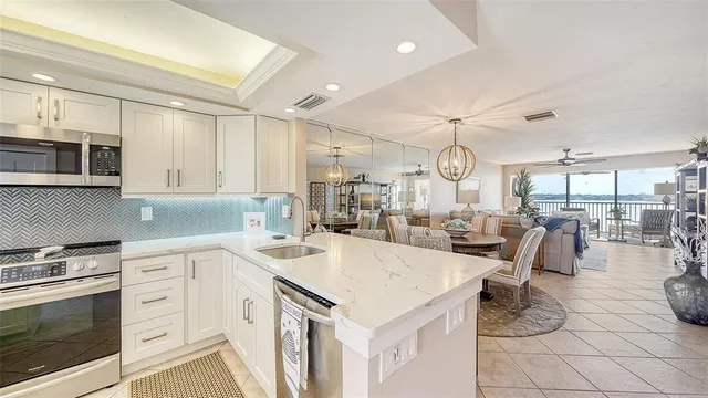 $8,500 | 8911 Midnight Pass Road, Unit 514, Sarasota, FL 34242