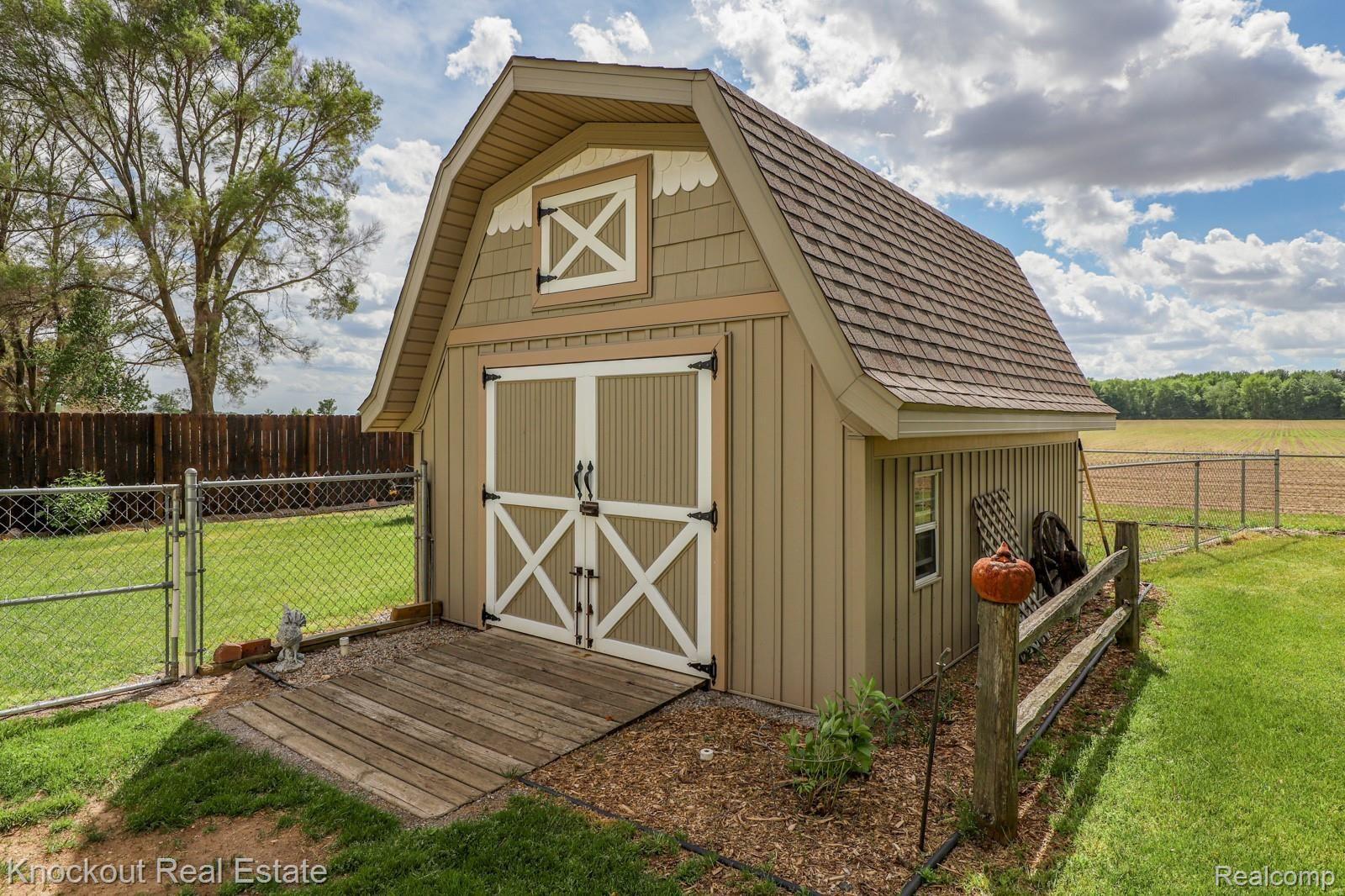 3060 South Kirk Road Vassar, MI 48768 - Photo 53 of 54 3060 Kirk Rd Vassar-53.jpg