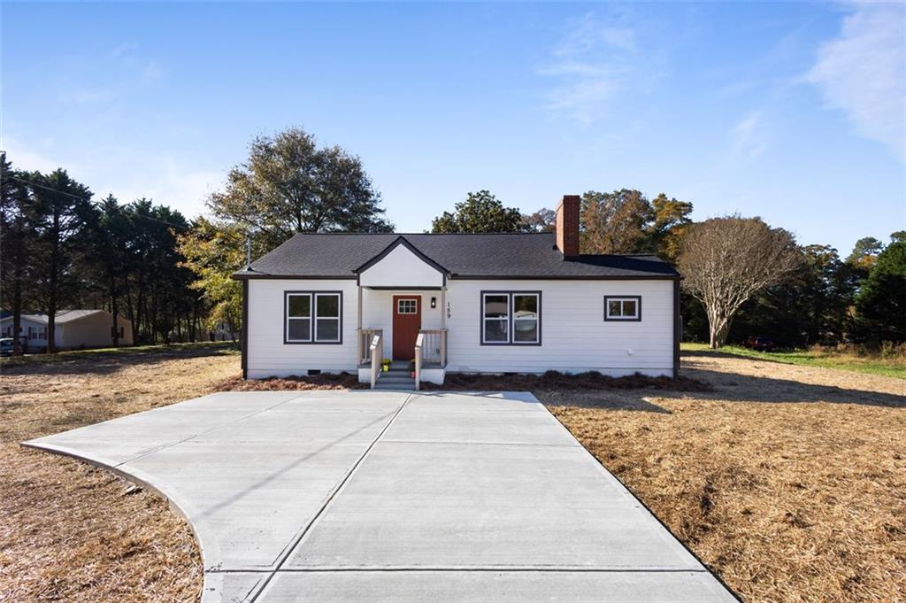 159 Pine Valley Road Bogart, GA 30622 - Photo 38 of 38 a front view of a house with a yard