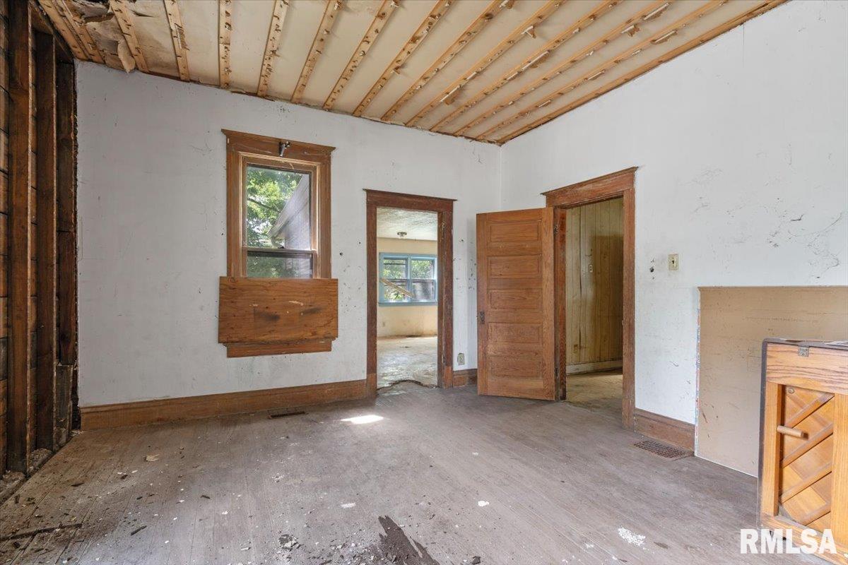 1631 South College Street Springfield, IL 62704 - Photo 8 of 32